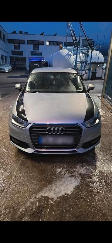 Gebraucht Audi A1 122 PS (89 kW) 2015 Silber Kleinwagen