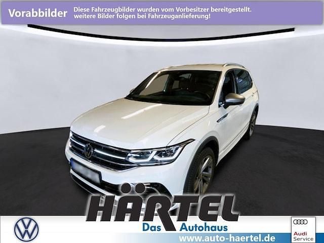 Pure white, solid Gebraucht 2022 VW Tiguan Allspace R-line SUV | 39.600 € (Fairer Preis) - Bild 1/4