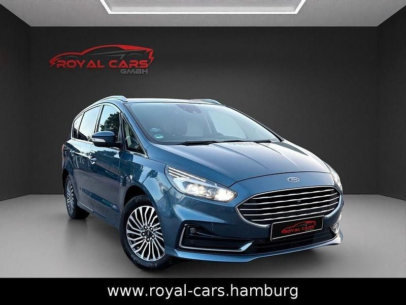 Gebraucht Ford S-MAX Titanium 190 PS (139 kW) 2020 Blau Van / Kleinbus