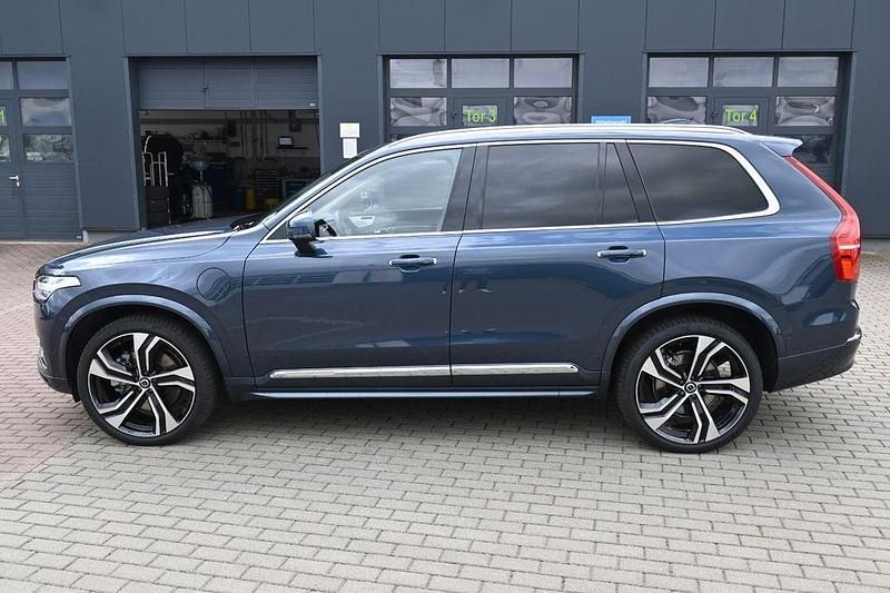 Blau Gebraucht 2023 Volvo XC90 Ultimate SUV | 67.900 € - Bild 1/4