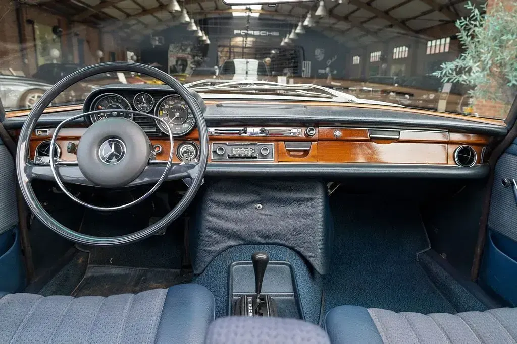 Gebraucht Mercedes S280 SE 160 PS (117 kW) 1967 Grau Limousine