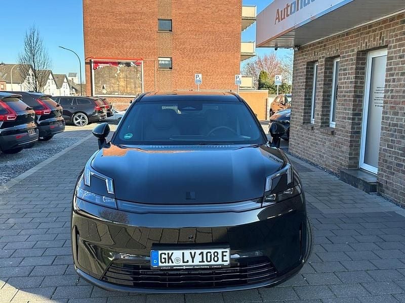 Gebraucht Lynk & Co 08 349 PS (256 kW) 2026 Schwarz SUV