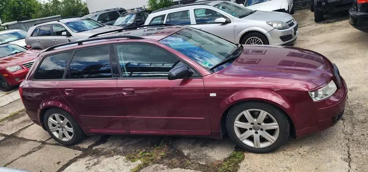 Gebraucht Audi A4 163 PS (119 kW) 2003 Rot Kombi