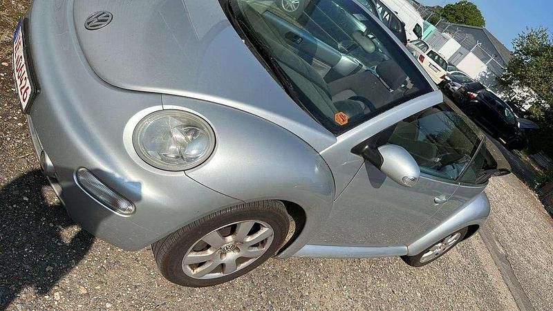 Reflexsilber metallic Gebraucht 2006 VW Beetle Highline Cabrio | 1.900 € (Guter Preis) - Bild 1/4