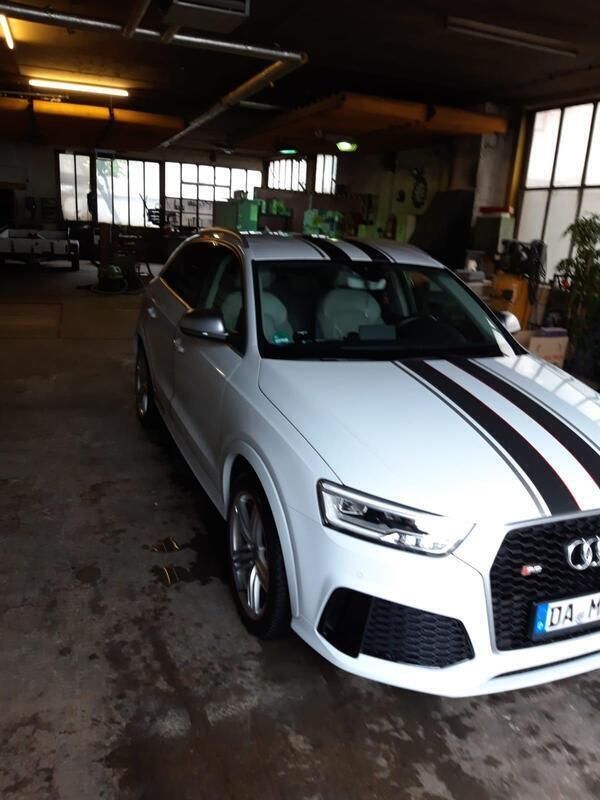 Weiß Gebraucht 2016 Audi RS Q3 Ambiente SUV | 26.999 € (Guter Preis) - Bild 1/4