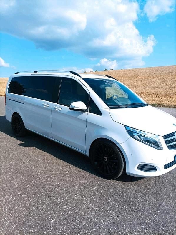 Gebraucht Mercedes V250 190 PS (139 kW) 2014 Weiß Van / Kleinbus