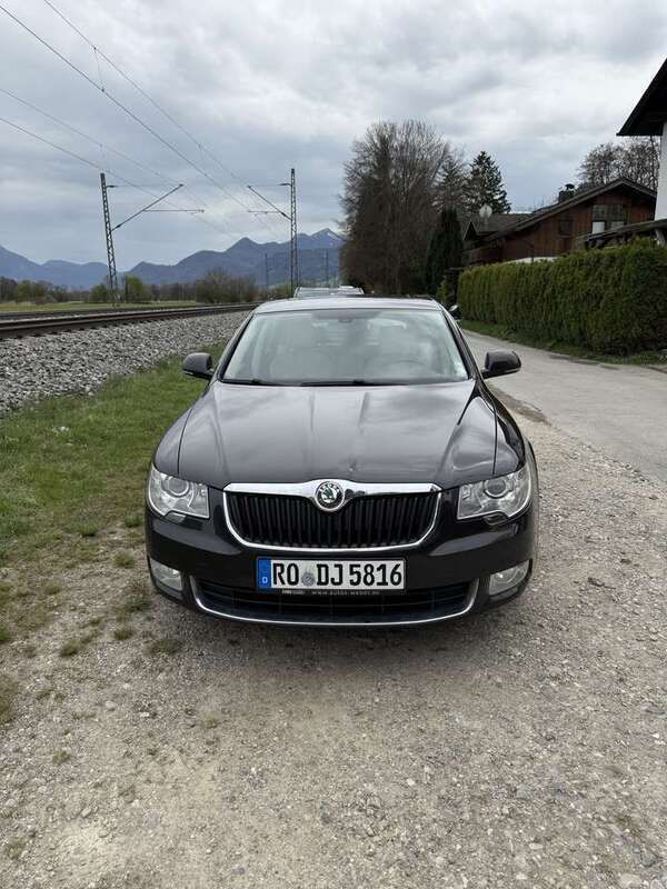 Gebraucht 2010 Skoda Superb Elegance Limousine | 5.999 € (Fairer Preis) - Bild 1/4