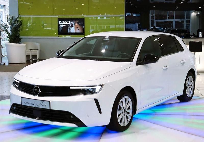 Gebraucht Opel Astra Elegance 131 PS (96 kW) 2023 Weiß Limousine