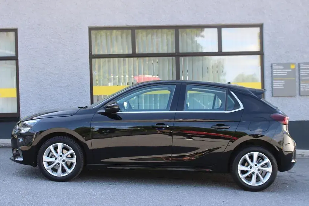 Gebraucht Opel Corsa Elegance 101 PS (74 kW) 2022 Schwarz Kleinwagen