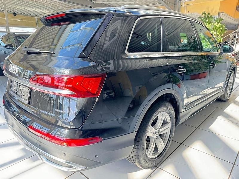 Usado Audi Q7 286 HP (210 kW) 2021 Preto SUV