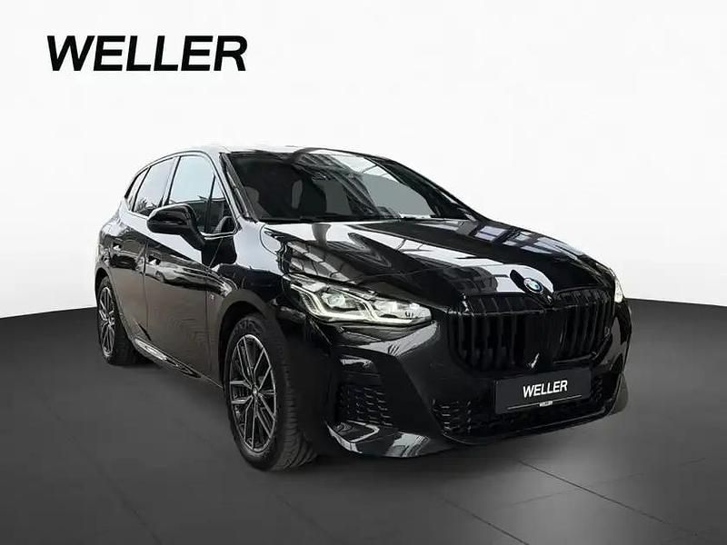 Gebraucht BMW 220 Active Tourer Efficient Dynamics 156 PS (114 kW) 2023 Black sapphire (schwarz) Van / Kleinbus