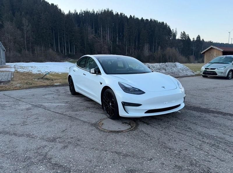 Gebraucht Tesla Model 3 Performance 377 kW (513 PS) 2021 Weiß Limousine