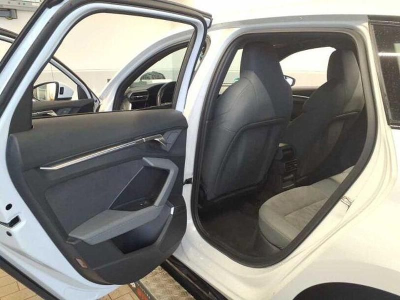 Gebraucht Audi A3 S-Line 150 PS (110 kW) 2023 Weiß Limousine