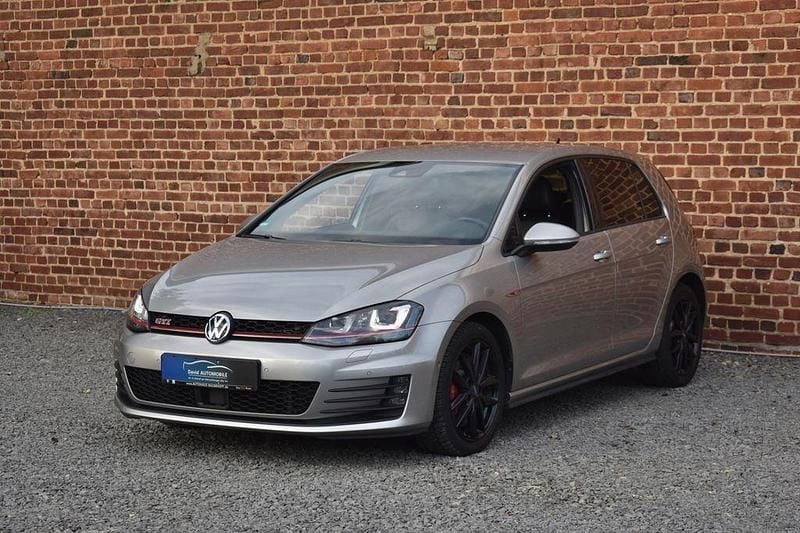 Silber Gebraucht 2014 VW Golf VII GTI Limousine | 14.790 € (Guter Preis) - Bild 1/4