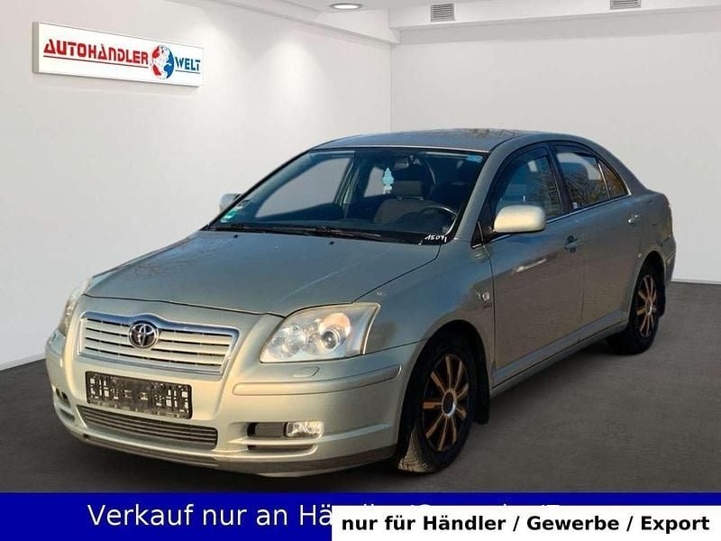 Grün Gebraucht 2002 Toyota Avensis Executive Kleinwagen | 2.699 € (Guter Preis) - Bild 1/3