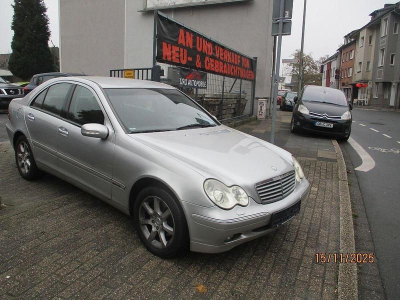 Silber Gebraucht 2003 Mercedes C180 Elegance Limousine | 3.650 € (Fairer Preis) - Bild 1/4