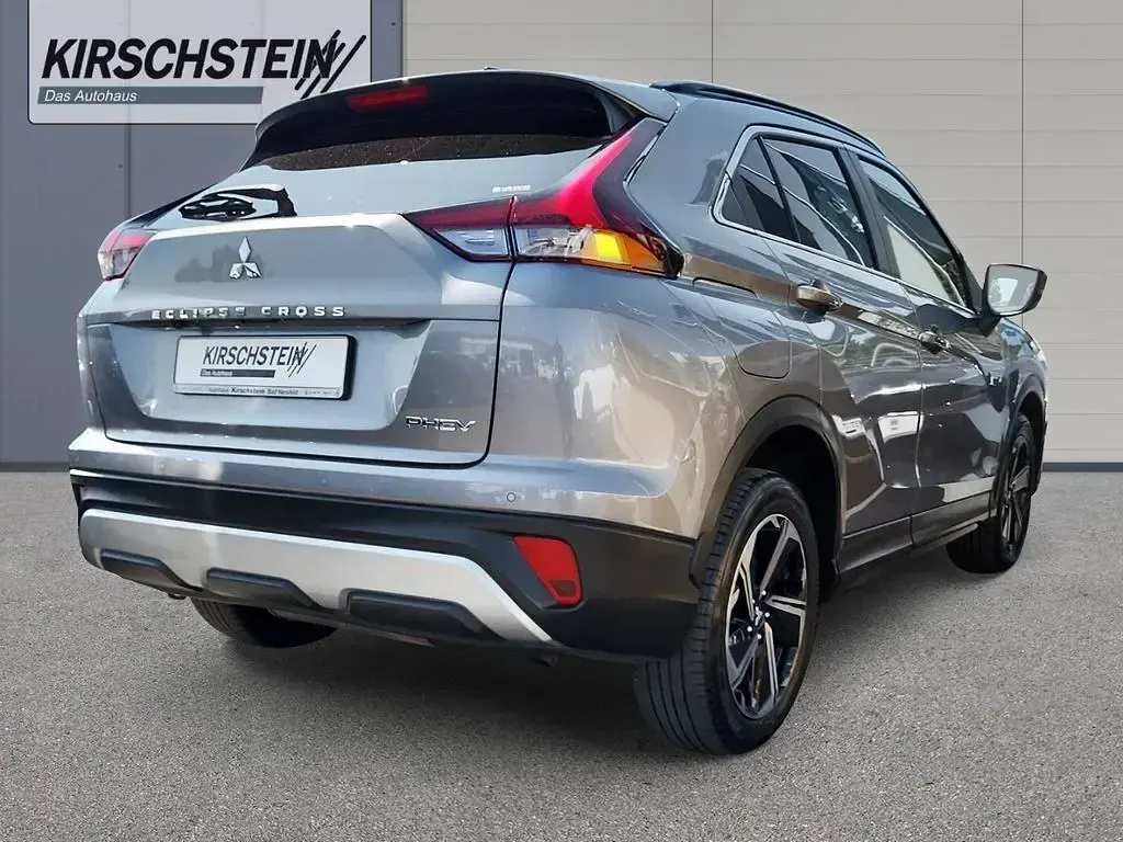 Gebraucht Mitsubishi Eclipse Cross Plus 188 PS (138 kW) 2022 Grau SUV