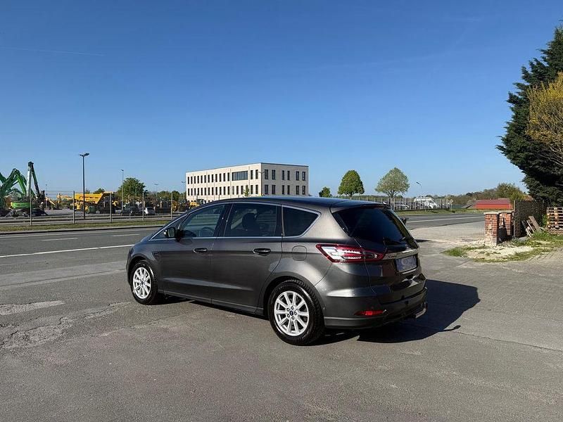 Occasion Ford S-MAX Titanium 160 ch (117 kW) 2017 Gris Monospace