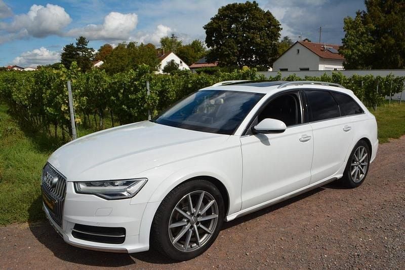 Weiß Gebraucht 2018 Audi A6 Allroad Comfort Kombi | 27.900 € (Fairer Preis) - Bild 1/4