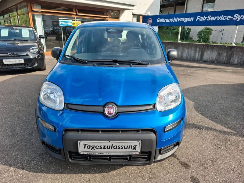 Blau Neu 2024 Fiat Panda Cross Cross Kleinwagen | 15.950 € - Bild 1/4