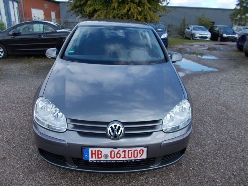 Silber Gebraucht 2006 VW Golf Plus Cross Trendline Van / Kleinbus | 2.499 € (Guter Preis) - Bild 1/4