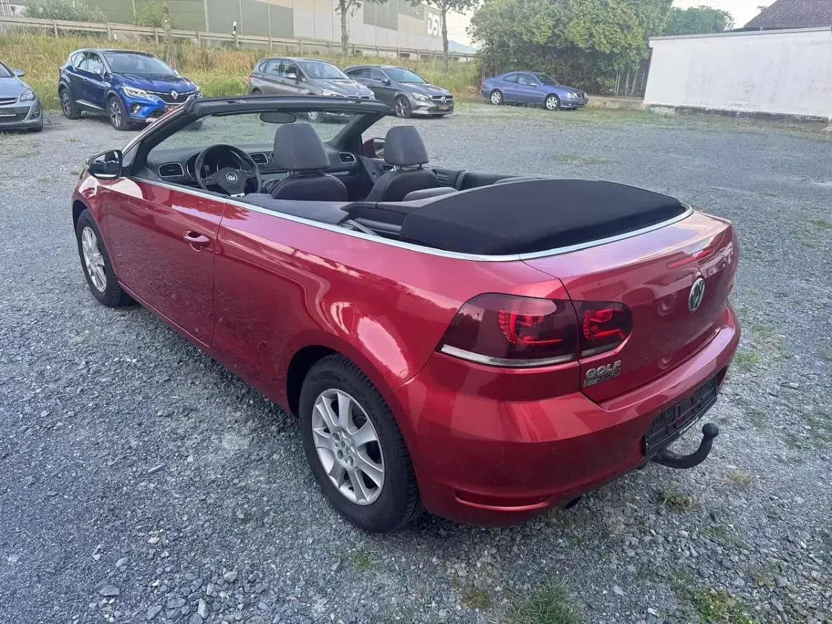 Gebraucht VW Golf Cabriolet 105 PS (77 kW) 2012 Rot Cabrio