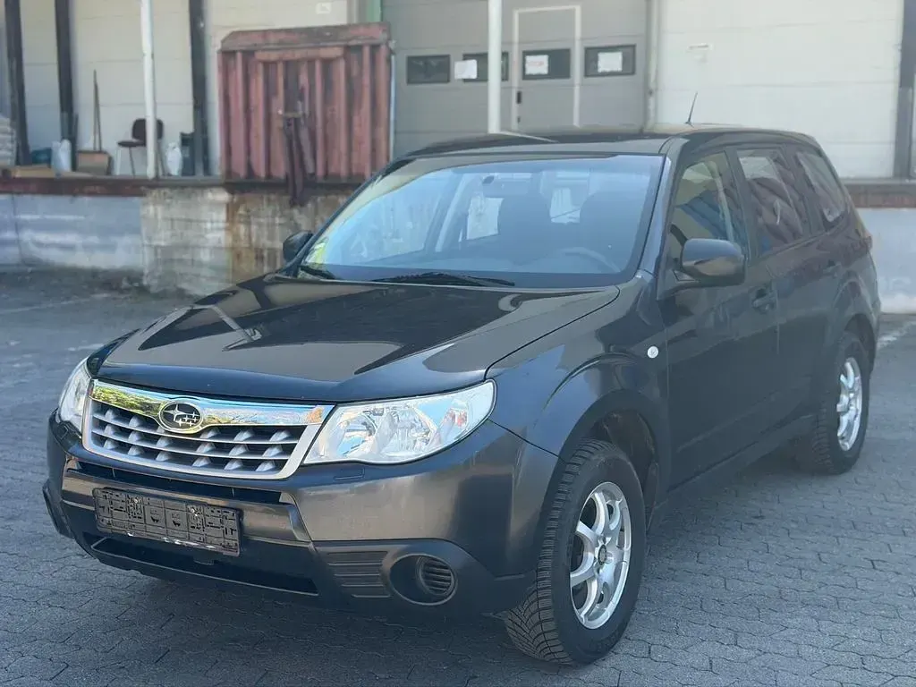 Second-hand Subaru Forester 150 CP (110 kW) 2012 Gri SUV