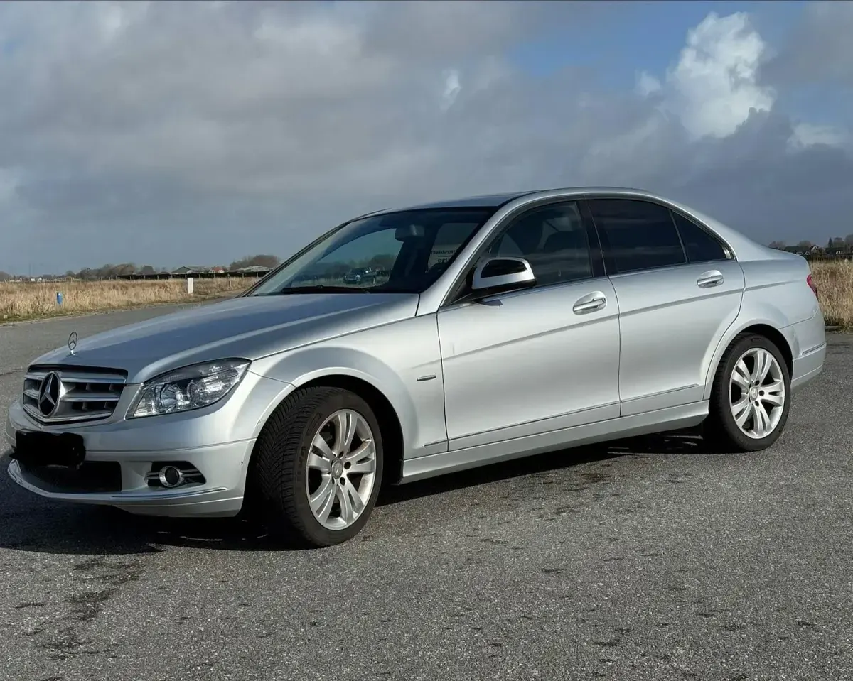 Gebraucht Mercedes C180 Avantgarde 156 PS (114 kW) 2007 Silber Limousine