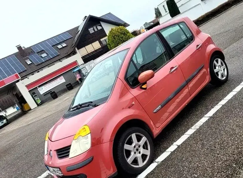 Brugt Renault Modus 75 HK (55 kW) 2004 Rød MPV