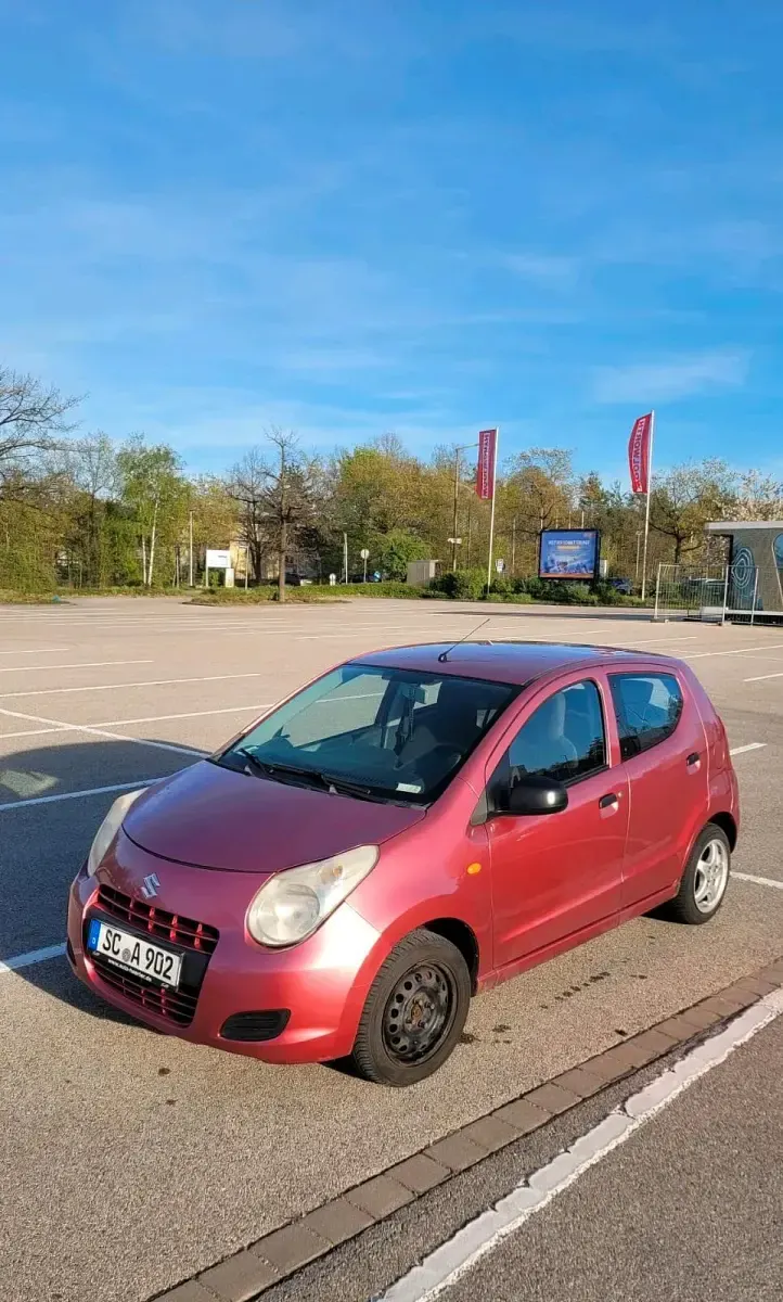 Gebraucht Suzuki Alto 68 PS (50 kW) 2011 Rot Kleinwagen