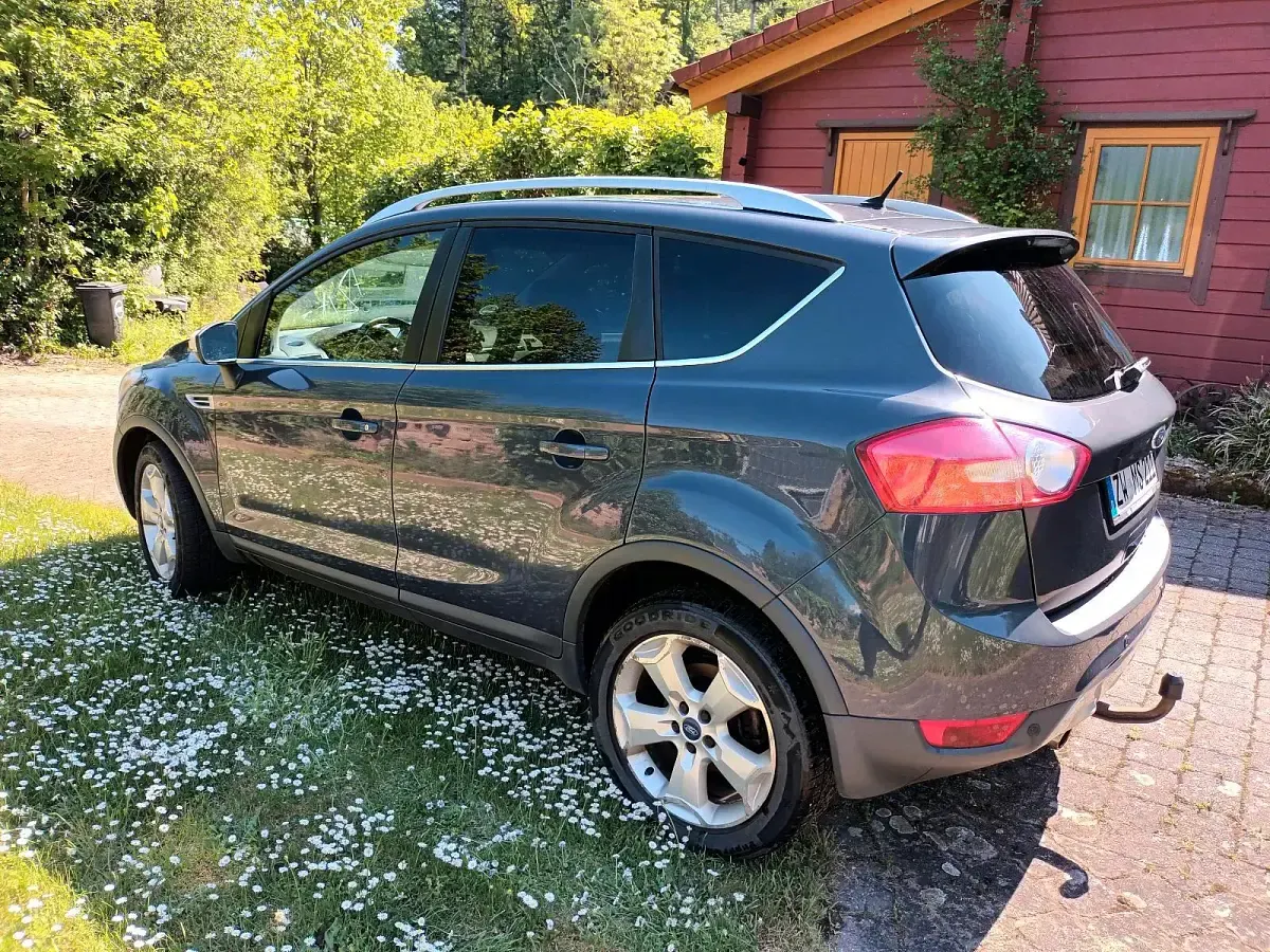 Gebraucht Ford Kuga 163 PS (119 kW) 2010 Blau SUV