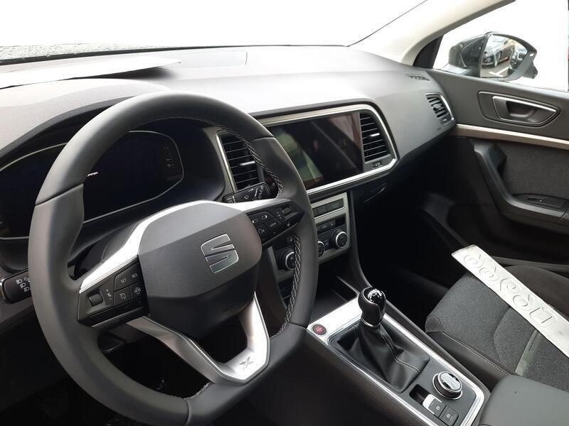 Waehlbar Neu 2024 Seat Ateca Xperience SUV | 35.850 € (Guter Preis) - Bild 1/2