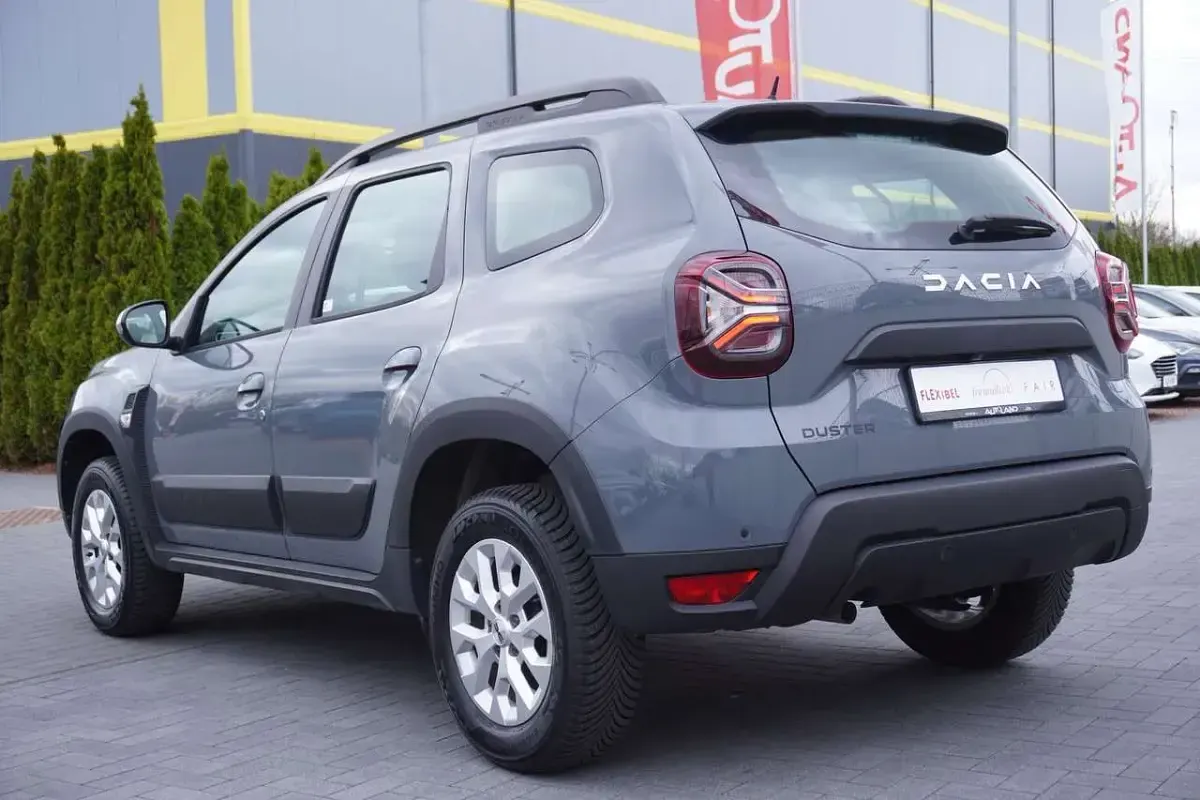 Gebraucht Dacia Duster Expression 91 PS (66 kW) 2023 Grau SUV