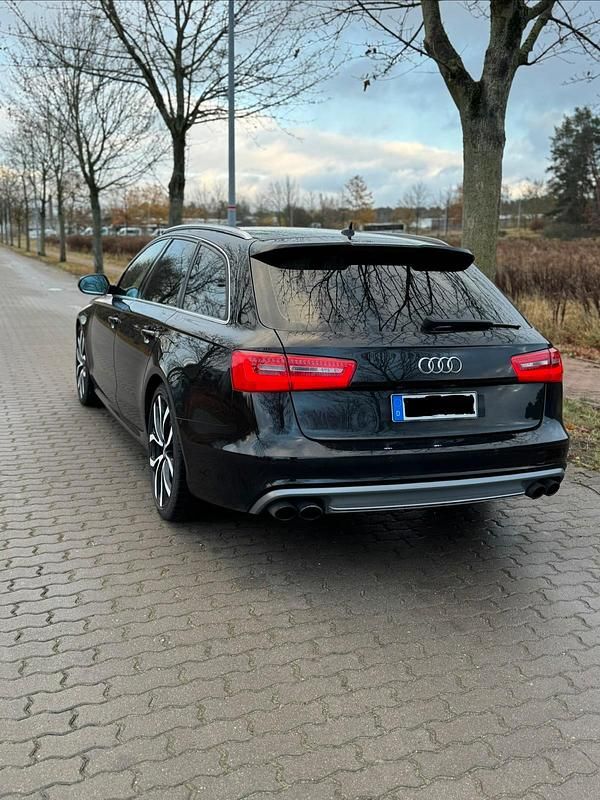 Gebraucht Audi S6 Ambiente 420 PS (308 kW) 2012 Schwarz Kombi