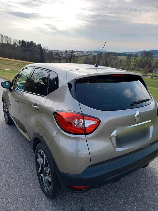 Gebraucht Renault Captur 90 PS (66 kW) 2015 Beige SUV