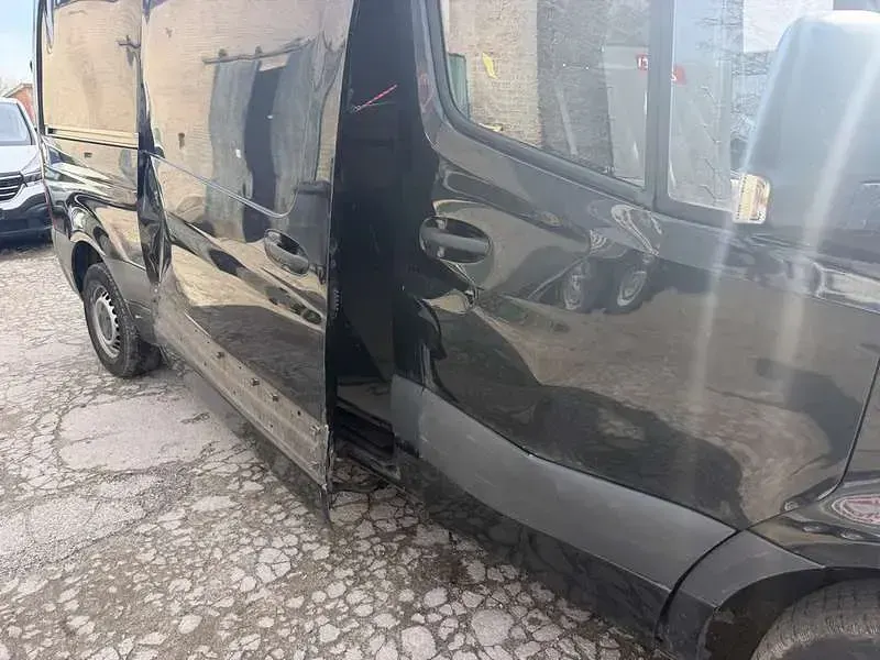 Gebraucht Mercedes Sprinter 114 PS (83 kW) 2022 Schwarz Van