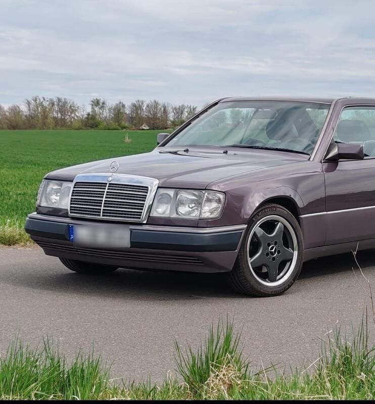 Braun Gebraucht 1992 Mercedes E320 Coupé | 19.500 € - Bild 1/4