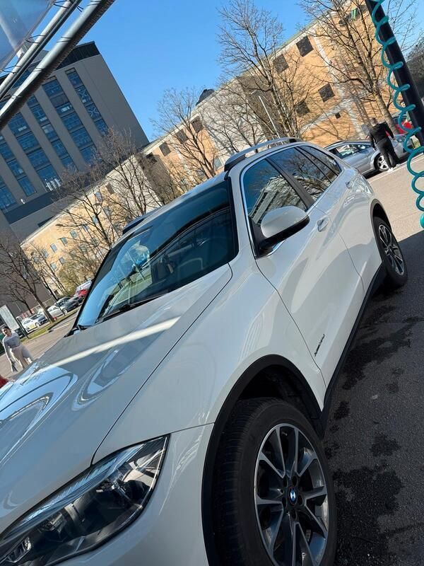 Weiß Gebraucht 2017 BMW X5 SUV | 21.000 € - Bild 1/4