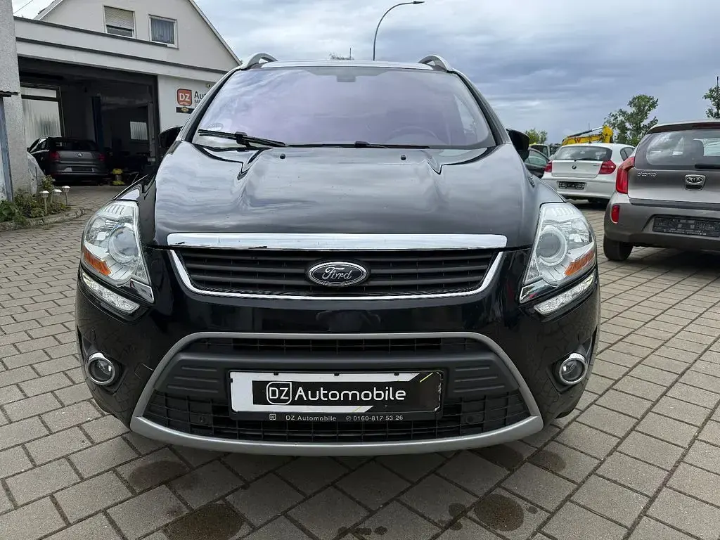 Usado Ford Kuga Titanium 140 HP (102 kW) 2012 Preto SUV