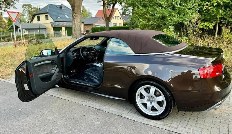 Gebraucht Audi A5 Cabriolet S-Line 245 PS (180 kW) 2012 Braun Cabrio