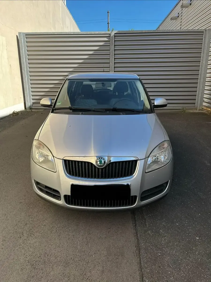 Gebraucht Skoda Fabia 63 PS (46 kW) 2008 Silber Kleinwagen
