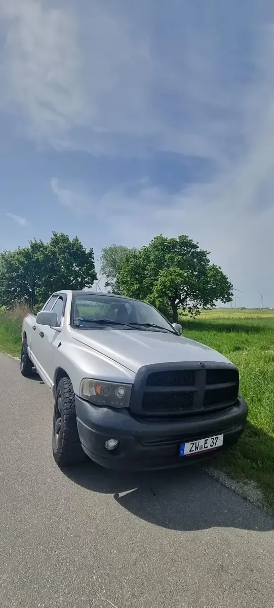 Gebraucht Dodge Ram 350 PS (257 kW) 2003 Silber Pickup