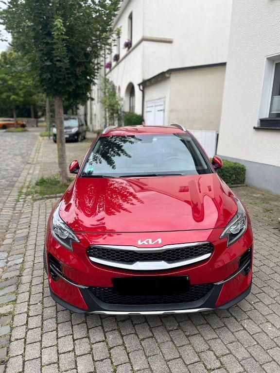 Rot Gebraucht 2022 Kia XCeed SUV | 17.300 € (Guter Preis) - Bild 1/4
