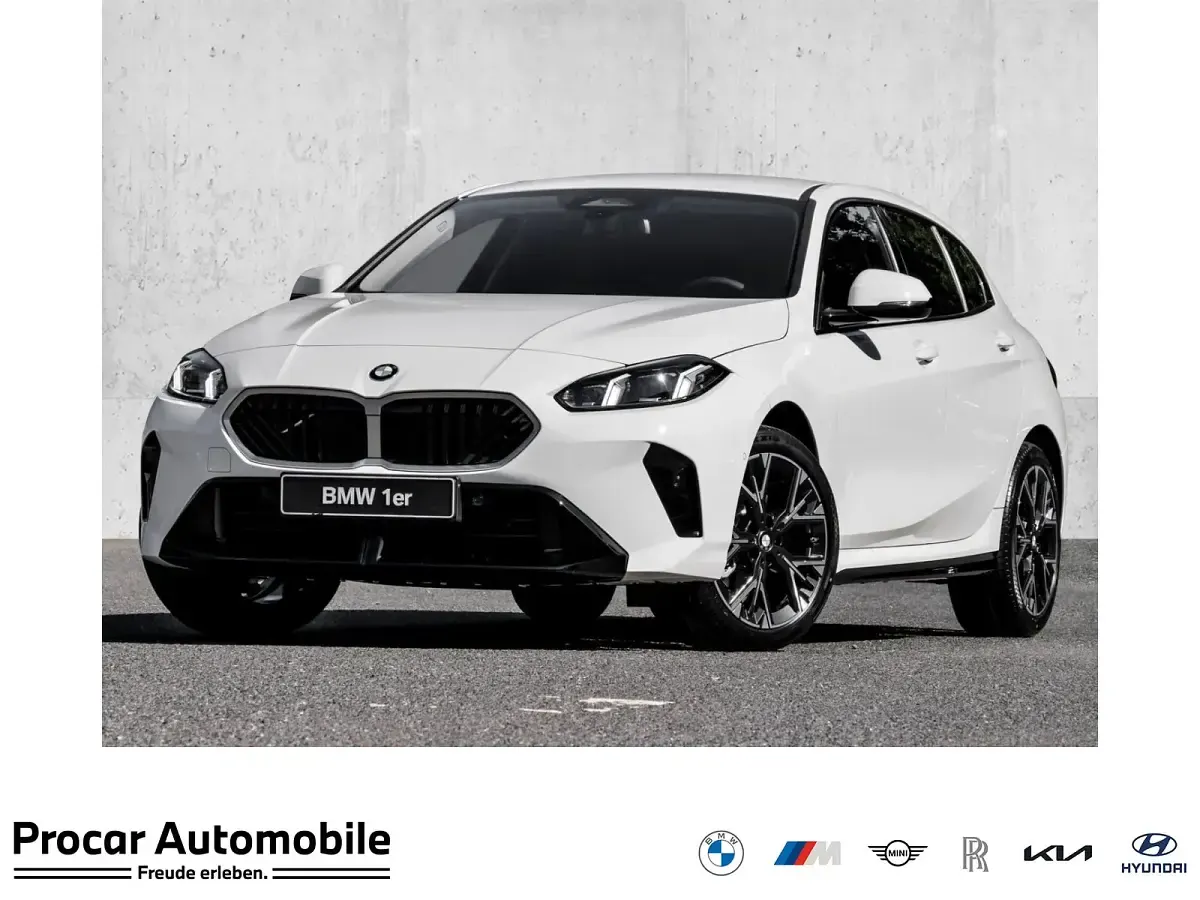 Gebraucht BMW 120 Sport Line 156 PS (114 kW) 2026 Kleinwagen