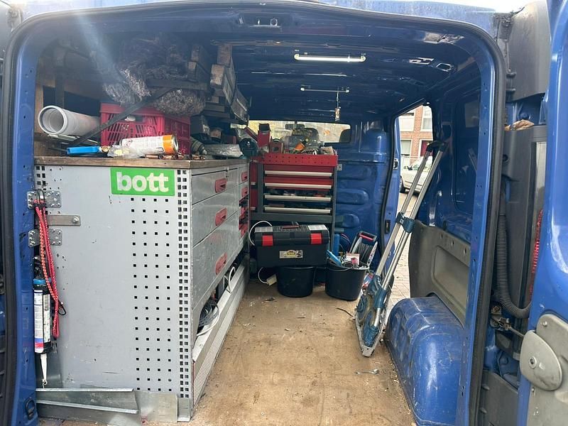 Gebraucht Renault Trafic 101 PS (74 kW) 2003 Blau Van / Kleinbus