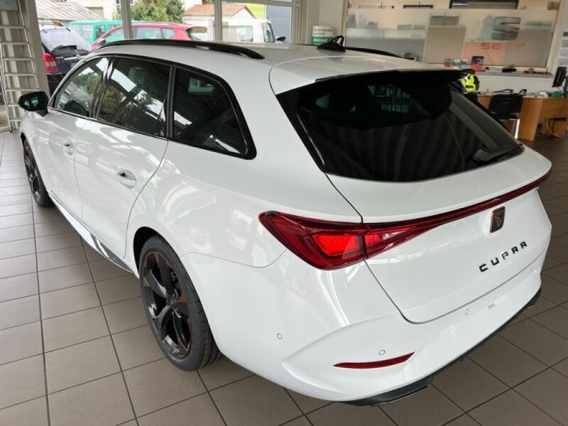 Gebraucht Cupra Leon 190 PS (139 kW) 2023 Weiß (metallic) Kombi