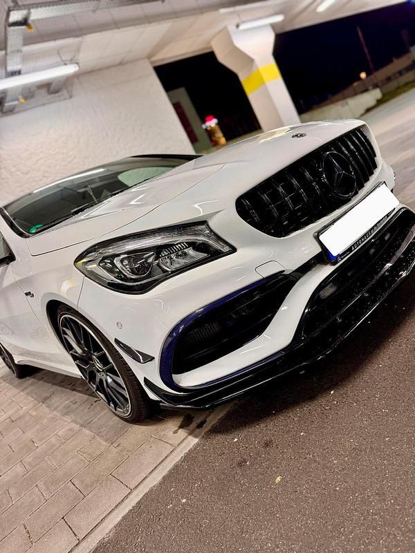 Gebraucht Mercedes CLA45 AMG AMG 381 PS (280 kW) 2018 Weiß Coupé