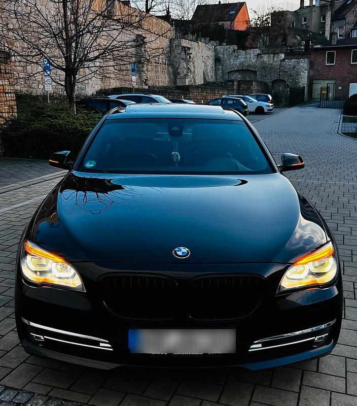 Gebraucht BMW 730 258 PS (189 kW) 2014 Schwarz Limousine