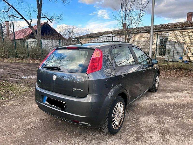 Gebraucht Fiat Punto 77 PS (56 kW) 2008 Grau Kleinwagen