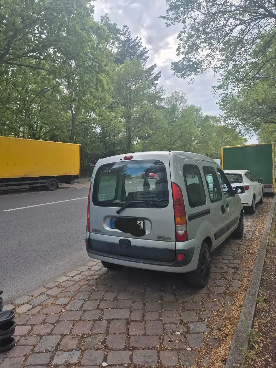 Gebraucht Renault Kangoo 67 PS (49 kW) 2005 Silber Van / Kleinbus